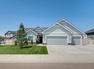 2982 W McIntosh St, Kuna, ID 83634