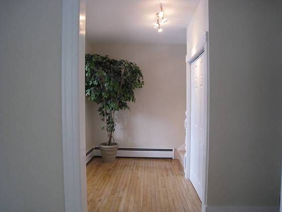 2nd image of 28 Summit Ave