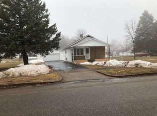 340 Lawrence St, Kingsford, MI 49802