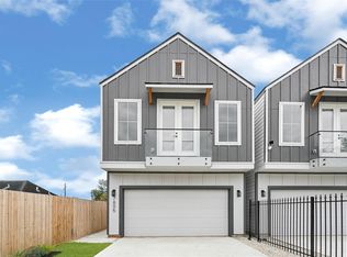 7805 Dyer St, Houston, TX 77088