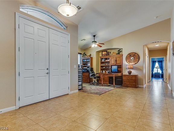 5th image of 6952 Hurricane River St