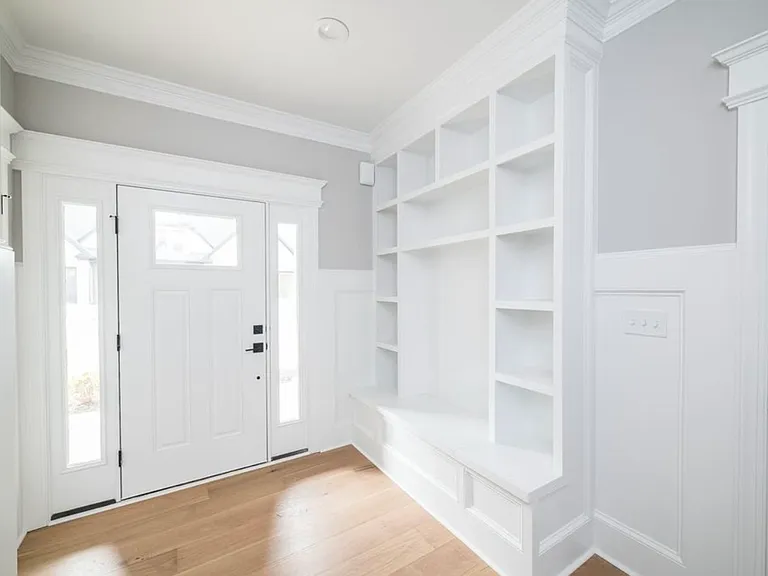 1021 Landon Ct — Photo 3