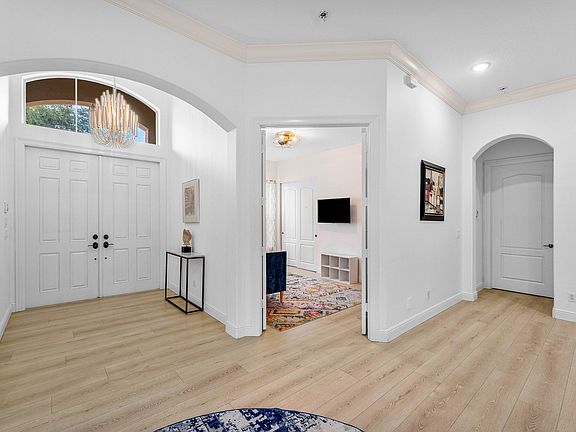 5th image of 2068 Wightman Drive