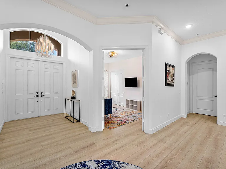 2068 Wightman Dr — Photo 5