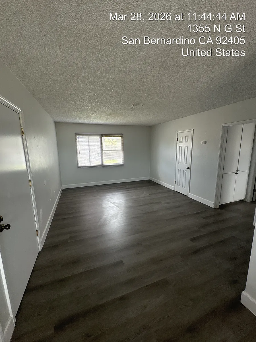 Building Photo - 671 Virginia Cir #D