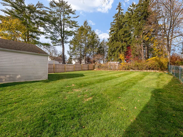 101 Sycamore Ave — Photo 7