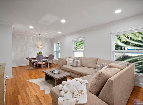 3rd image of 1303 Cambridge St
