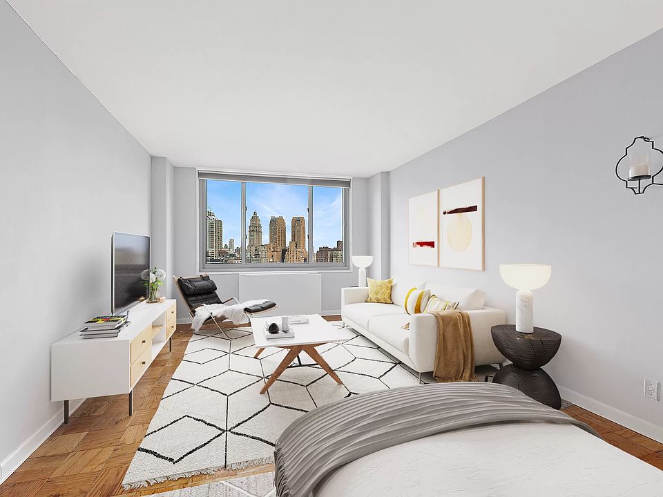 1st image of 2025 Broadway APT 22G