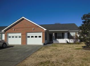285 Flagstone Dr, Rossville, GA 30741