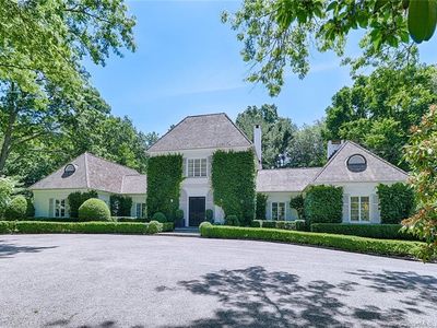 987 Pequot Avenue, Southport, CT, 06890