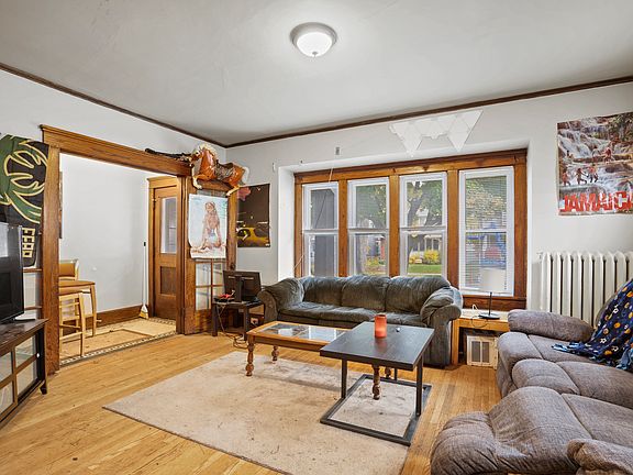 2nd image of 2839 N Maryland Ave