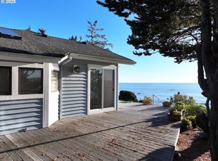 15412 W Southwind Ln, Brookings, OR 97415