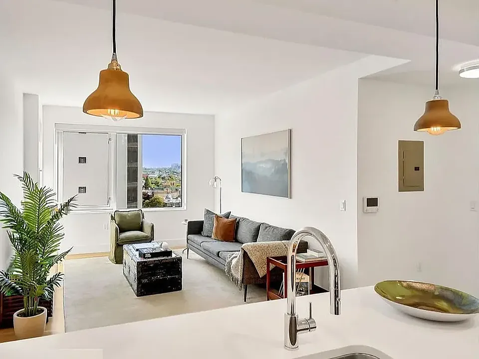 241 Atlantic Ave #6F