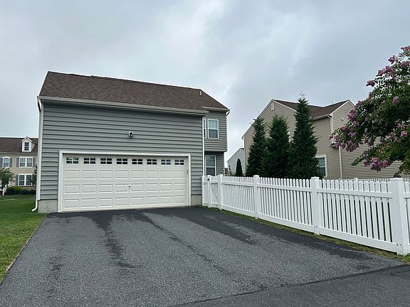 2nd image of 1741 W Matisse Dr