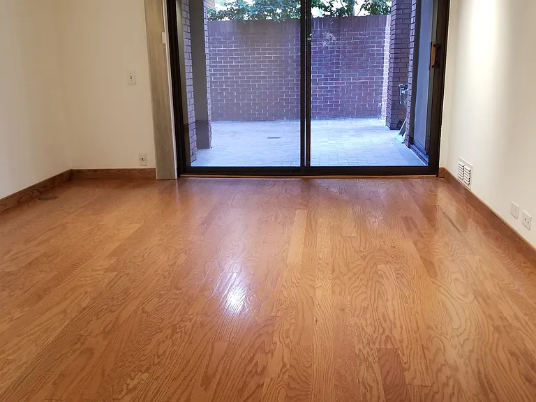 640 Davis St #49 — Photo 13