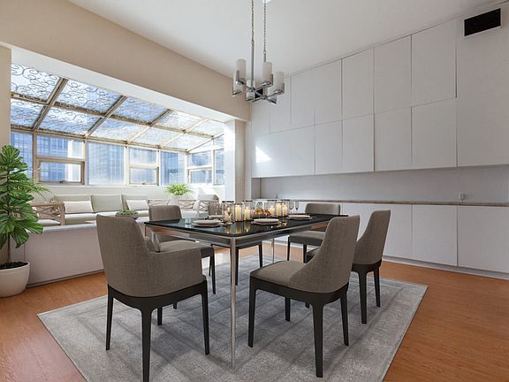 3rd image of 58 W 58th St
