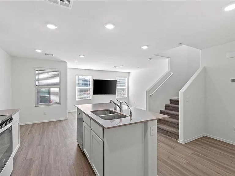9366 Soothing Sea St — Photo 11