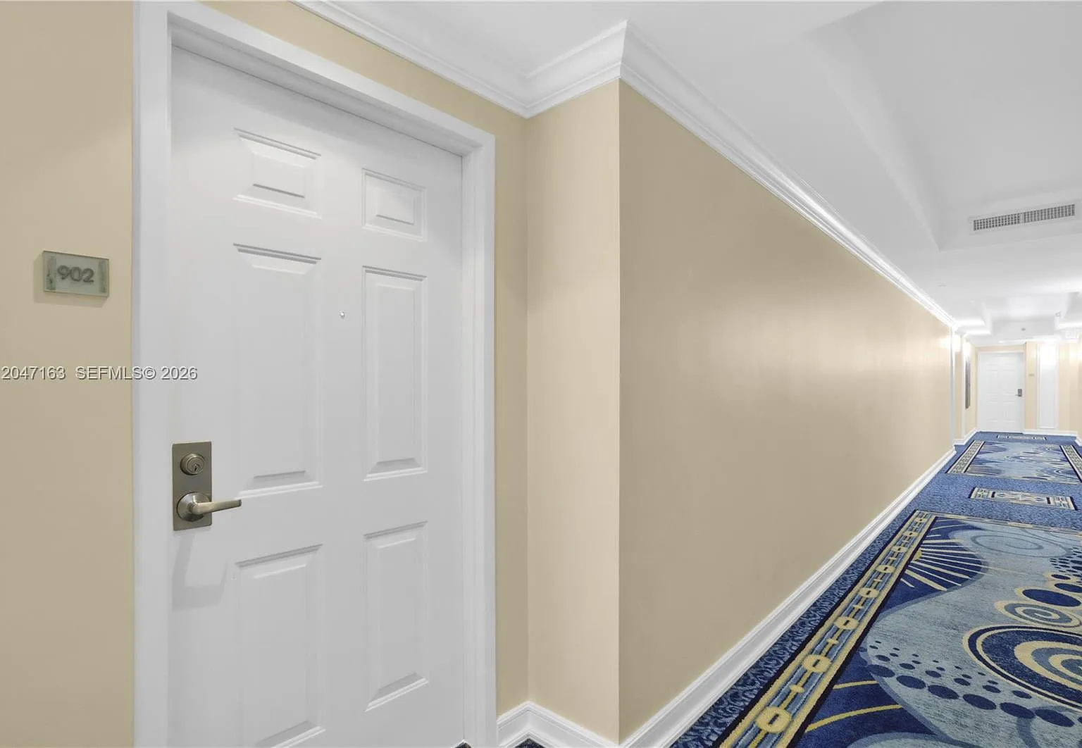 The Port Residences — Photo 4