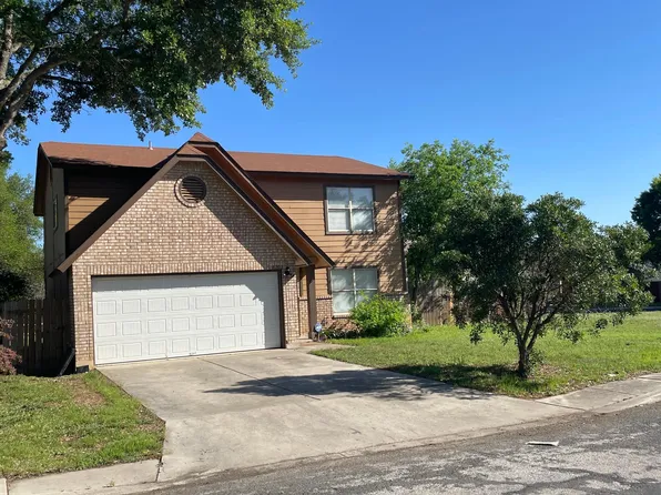 8202 Club Meadow Dr, Converse, TX 78109