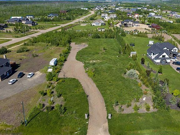 4th image of 104 Evergreen Pl