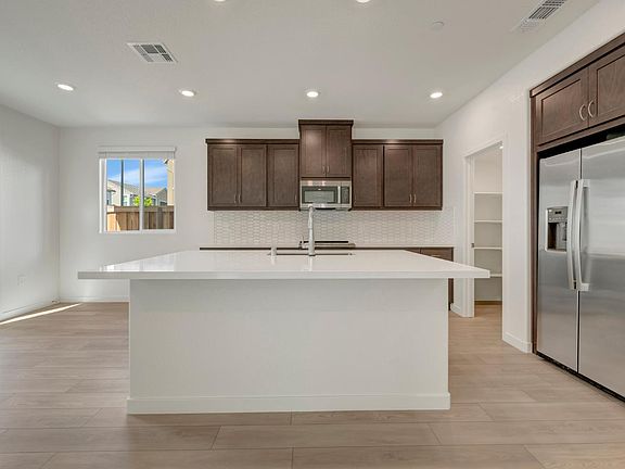 2nd image of 14545 Southpointe Dr #83