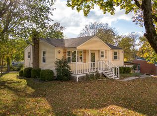 1940 Lynnwood Dr, Columbia, TN 38401