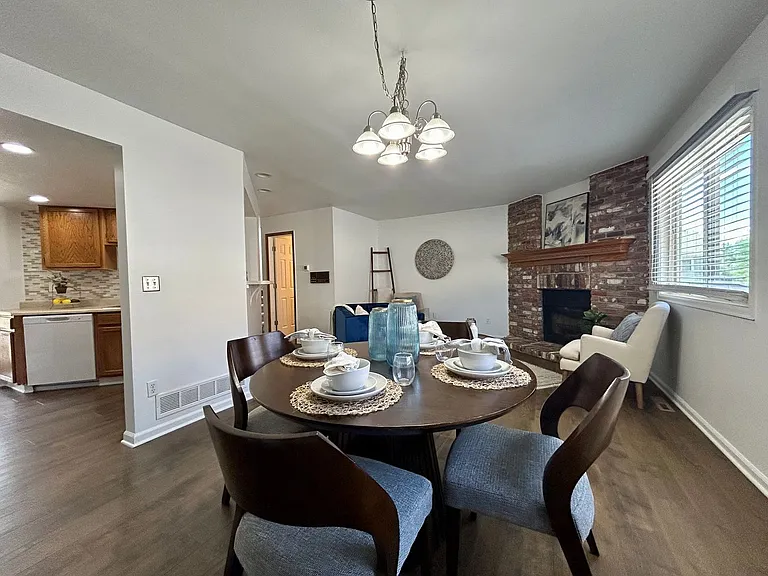 4246 S Granby St #D — Photo 9