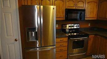 Appliances Stay--Move In Ready!