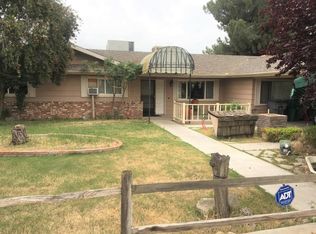 1743 W Visalia Rd, Exeter, CA 93221