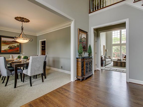 3rd image of 904 Little Bridge Pl