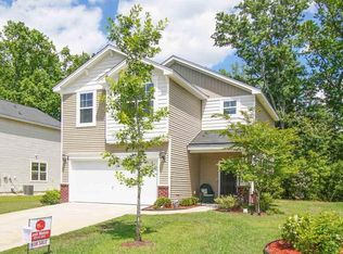4 Cedar Creek Cir, Beaufort, SC 29906