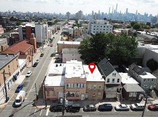 6910 Jackson St, West New York, NJ 07093