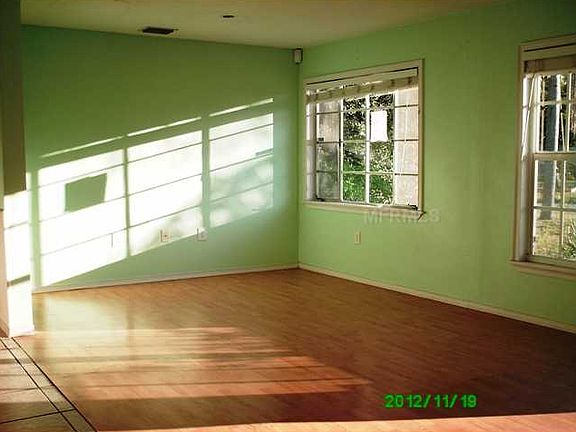 4th image of 1914 28th Avenue Dr W