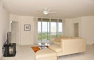 4th image of 23540 Via Veneto Blvd Unit 1002