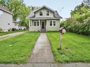 1442 3rd Ave S, Fargo, ND 58103