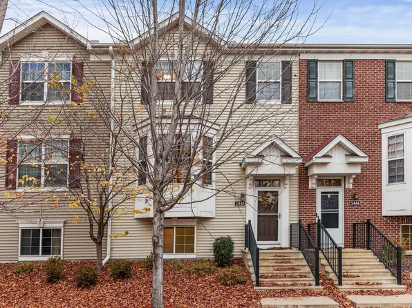 5448 Village Creek Pkwy N, Brooklyn Park, MN 55443