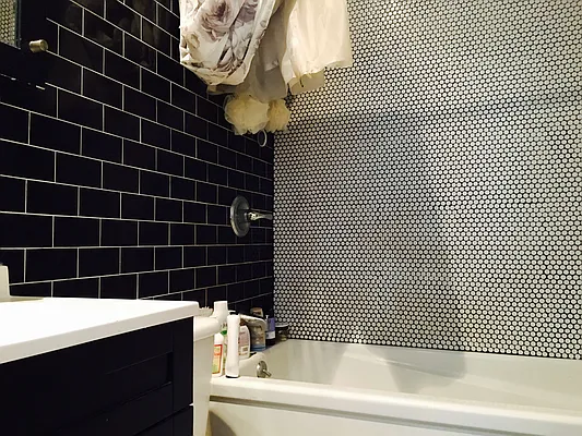 Rented by Nooklyn NYC LLC | media 39