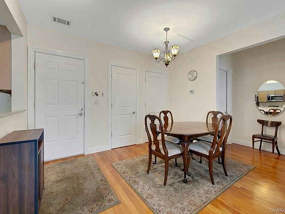 4th image of 543 Main Street #605