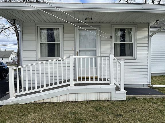 4th image of 41 Woodlawn Dr