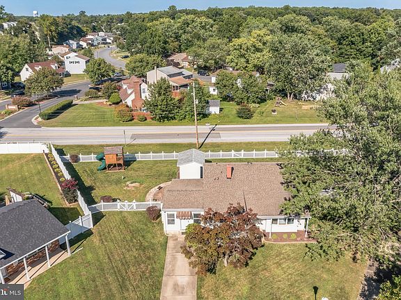 2nd image of 38 Woodfield Ct