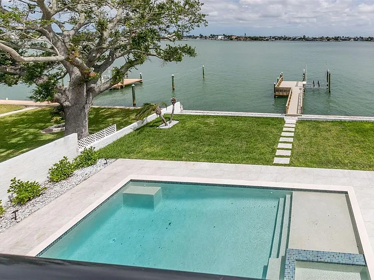 4 Paradise Ln — Photo 40