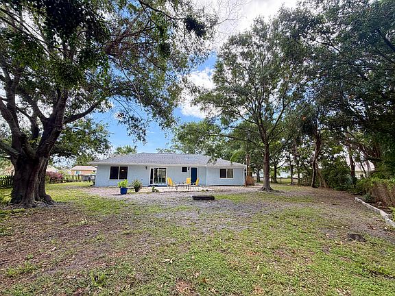 2nd image of 2342 SE Seamist Street
