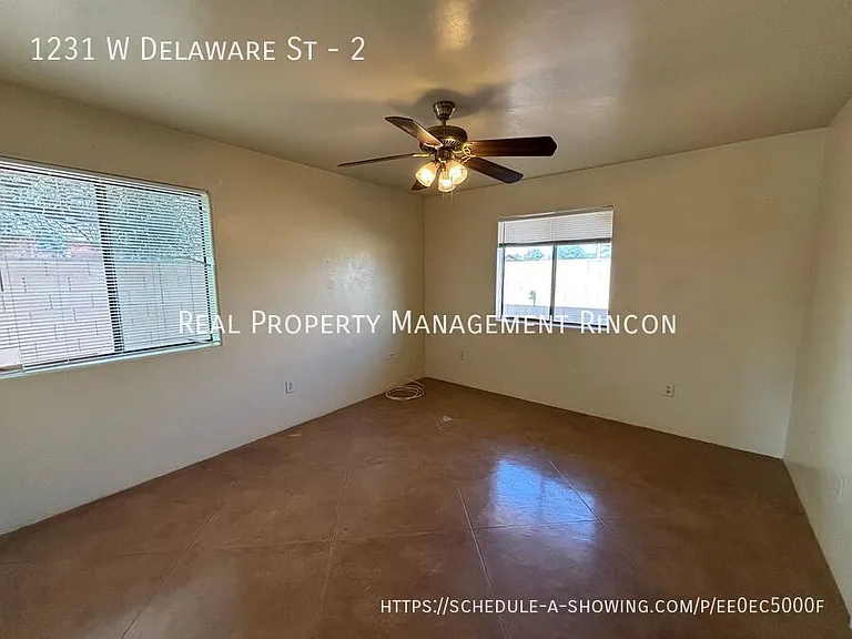 1231 W Delaware St #2 — Photo 15