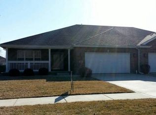 2003 Corinne Dr, Dyer, IN 46311