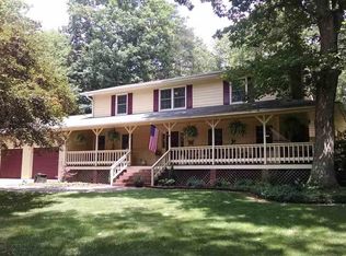 140 Spring St, Hudson, NC 28638