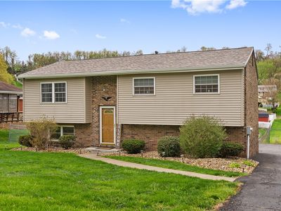 1494 Scenery Dr, Elizabeth, PA, 15037