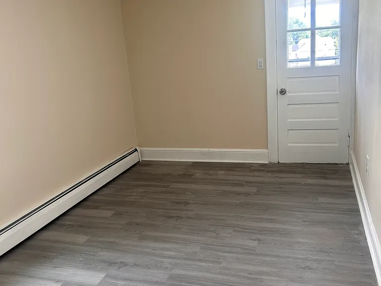 640 High St — Photo 10