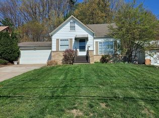 6049 Andover Blvd, Garfield Heights, OH 44125