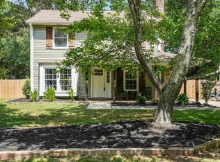135 Manchester Dr, Mauldin, SC 29662