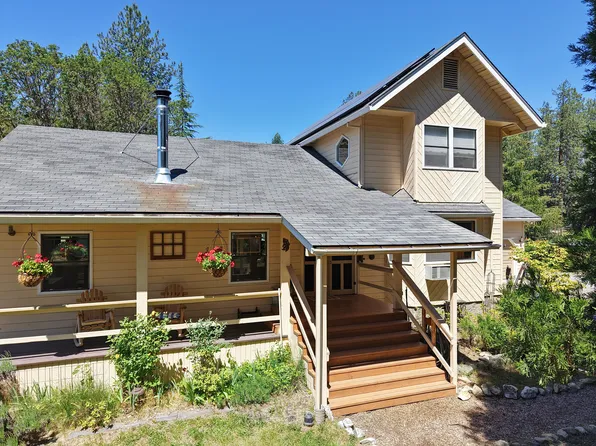 335 Sheraton Dr, Williams, OR 97544